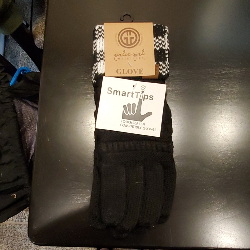 NWT Ladies gloves